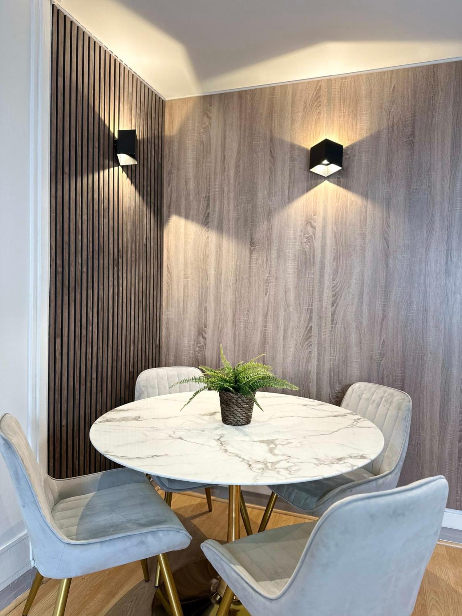 Spacious & Luxurious Flat In Montparnasse Parigi Esterno foto