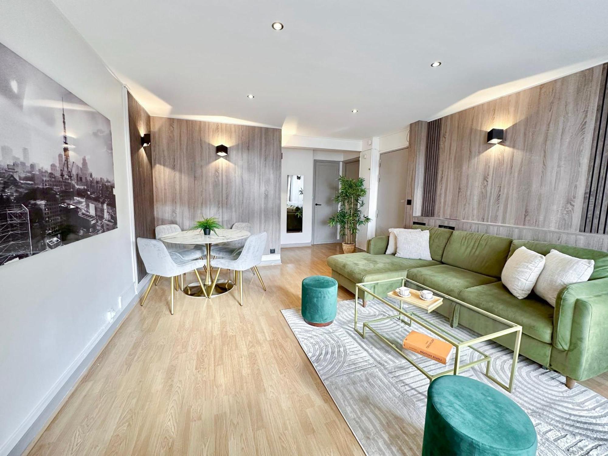Spacious & Luxurious Flat In Montparnasse Parigi Esterno foto