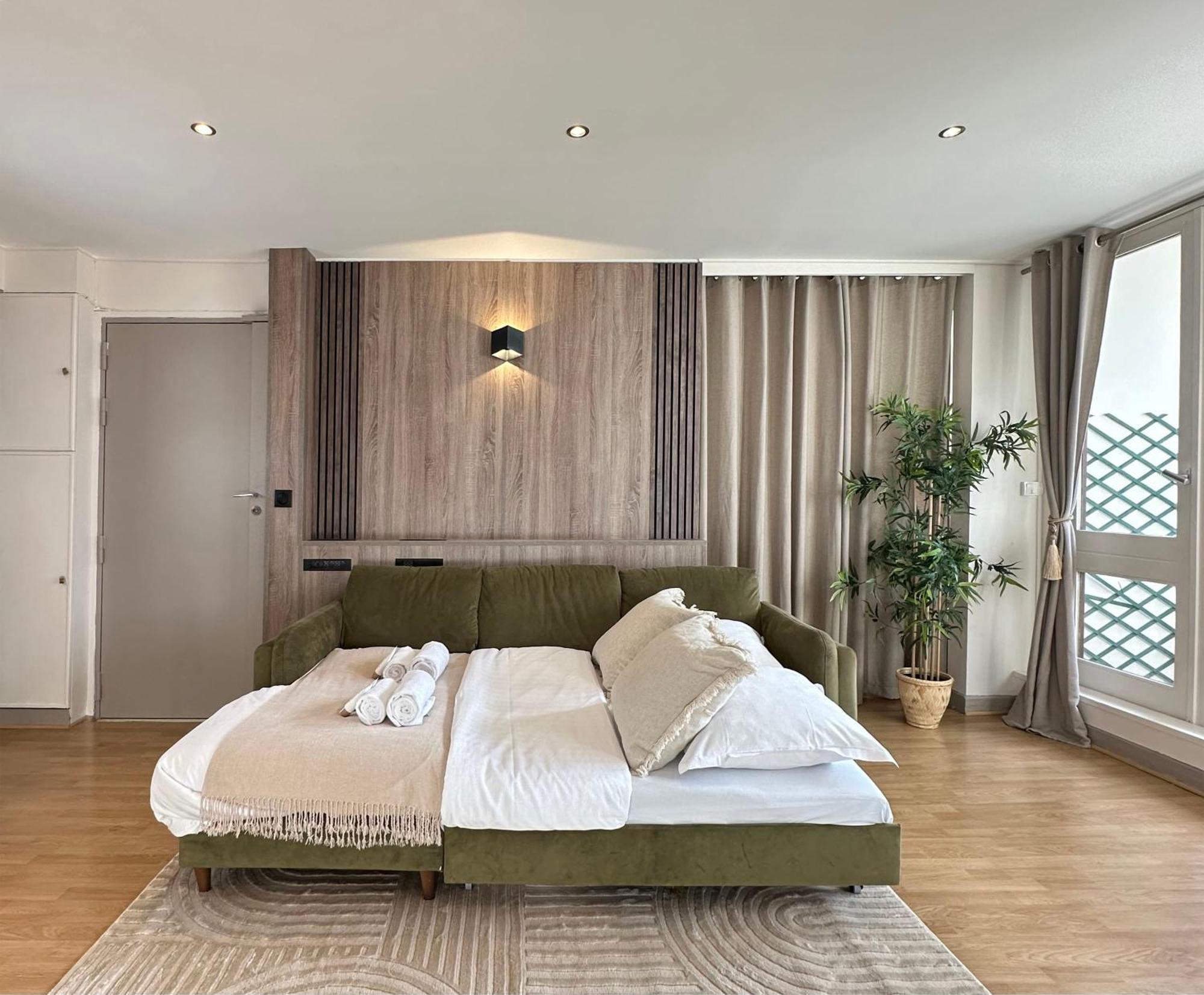 Spacious & Luxurious Flat In Montparnasse Parigi Esterno foto